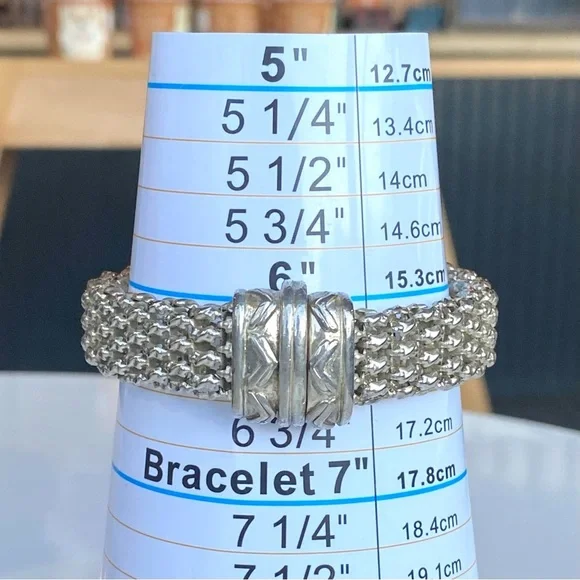 Vintage Silver Mesh Statement Bracelet Magnetic Clasp - Picture 4 of 7